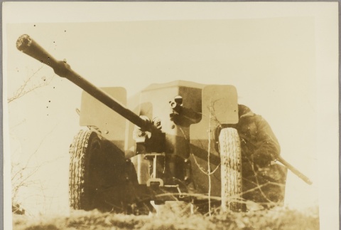 Photo of a tank (ddr-njpa-13-1510)