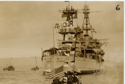 The USS Houston welcomed to Hawai'i (ddr-njpa-1-1634)