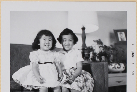 Susan and Leslie Shiomi (ddr-densho-522-504)