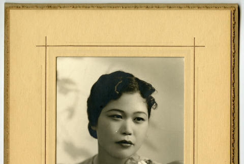 Portrait of Kiyoko Yoshioka (ddr-densho-391-2)