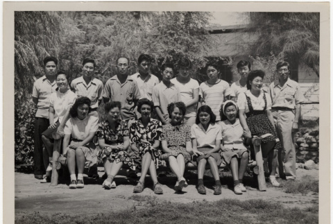 Group of men and women (ddr-densho-587-7)