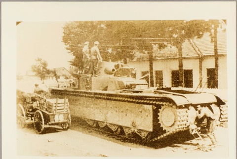 Front and back (ddr-njpa-13-435-mezzanine-3cb54707d9)