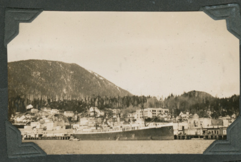Ketchikan cityscape (ddr-densho-540-32)