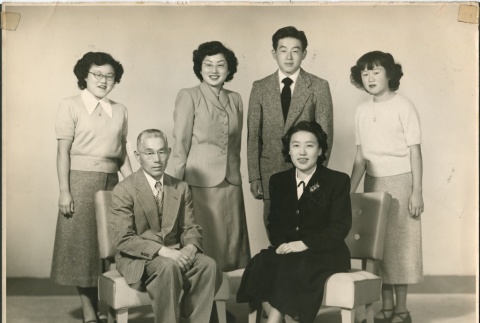 Fujii Family portrait (ddr-densho-321-1077)