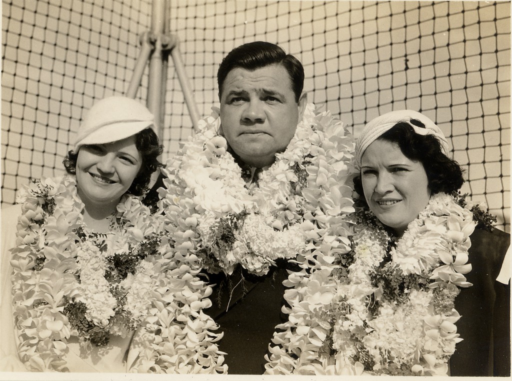 ddr-njpa-1-1399 — Babe Ruth posing with his daughter Julia and